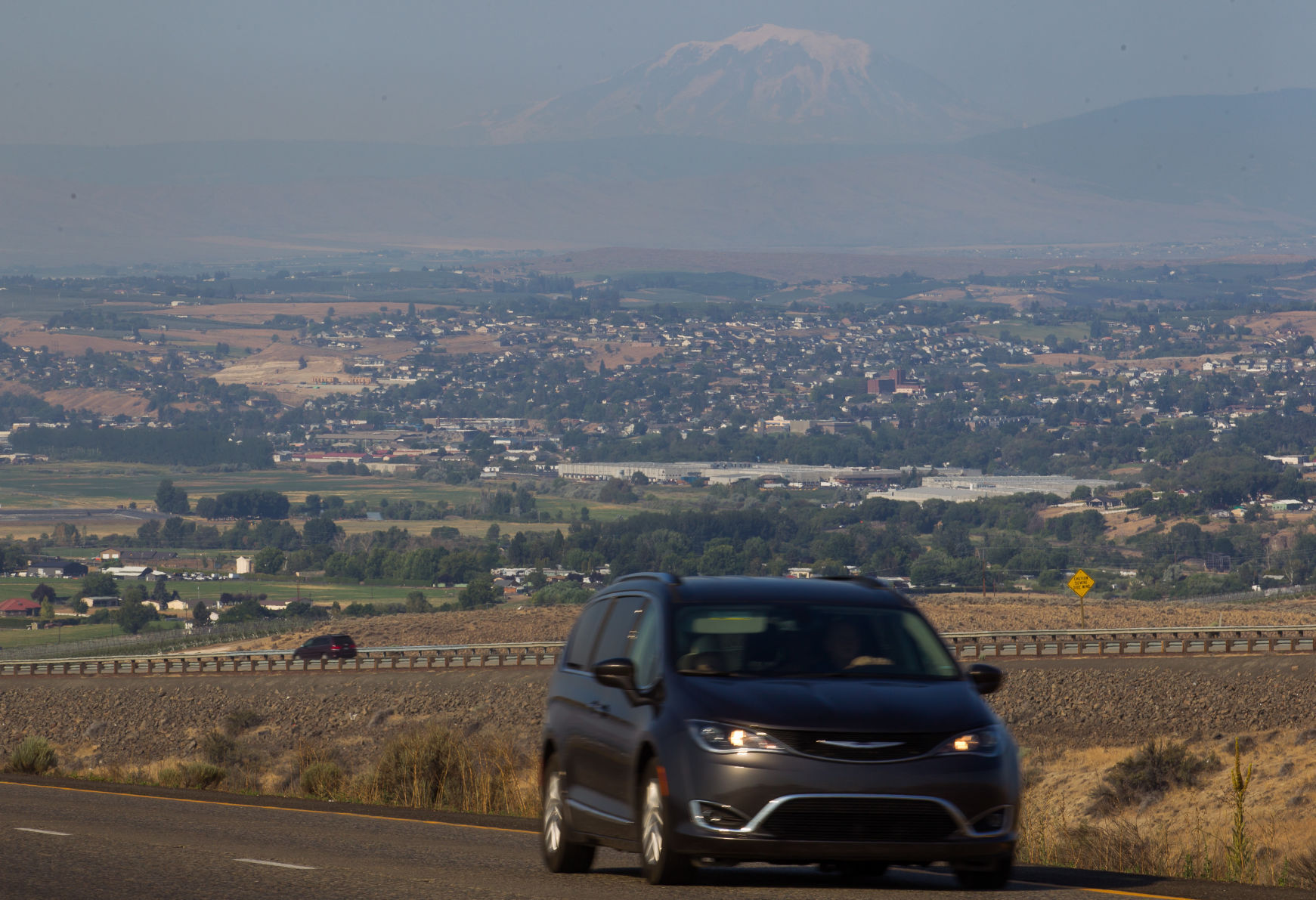 State issues emergency rules to protect workers from forest fire smoke